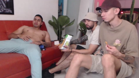 fratguysonline  06-09-2022